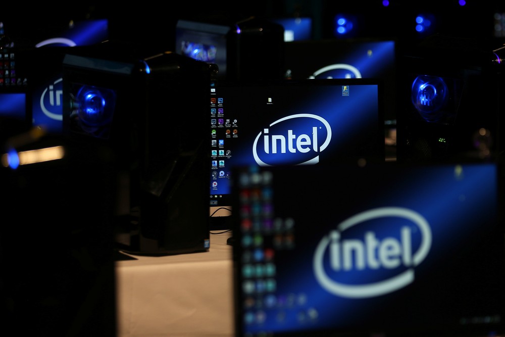 Intel lança seu primeiro chip de inteligência artificial