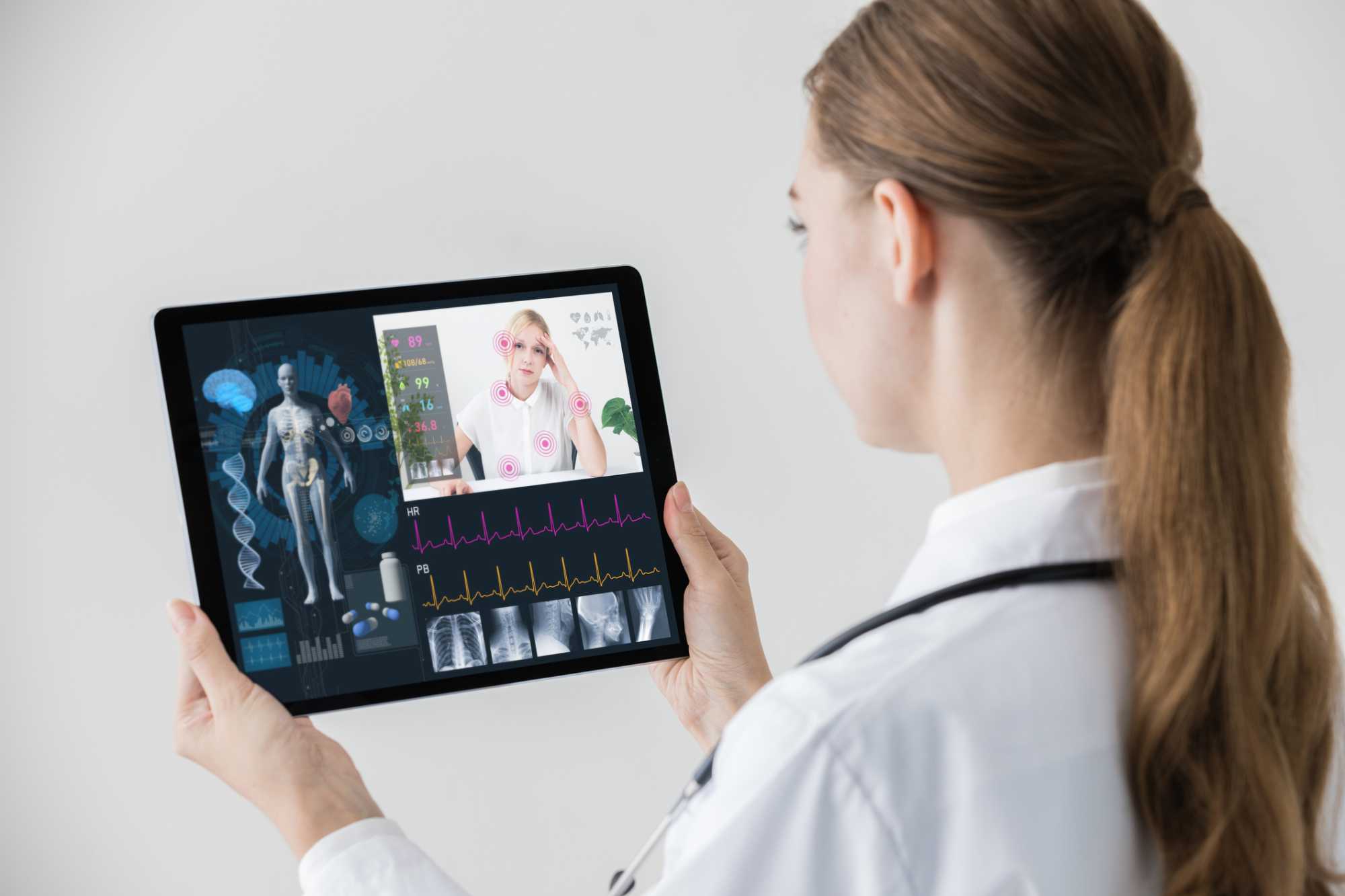 Enfermeira virtual Sara: veja como ela ajuda a diminuir custos com saúde