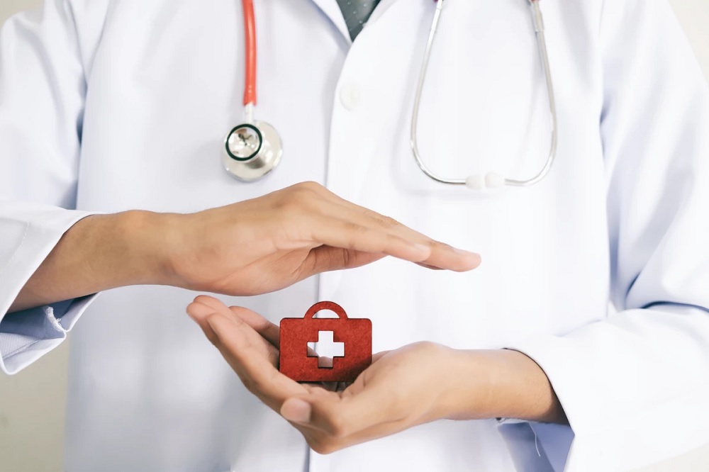 Como as empresas podem economizar com seguro saúde?