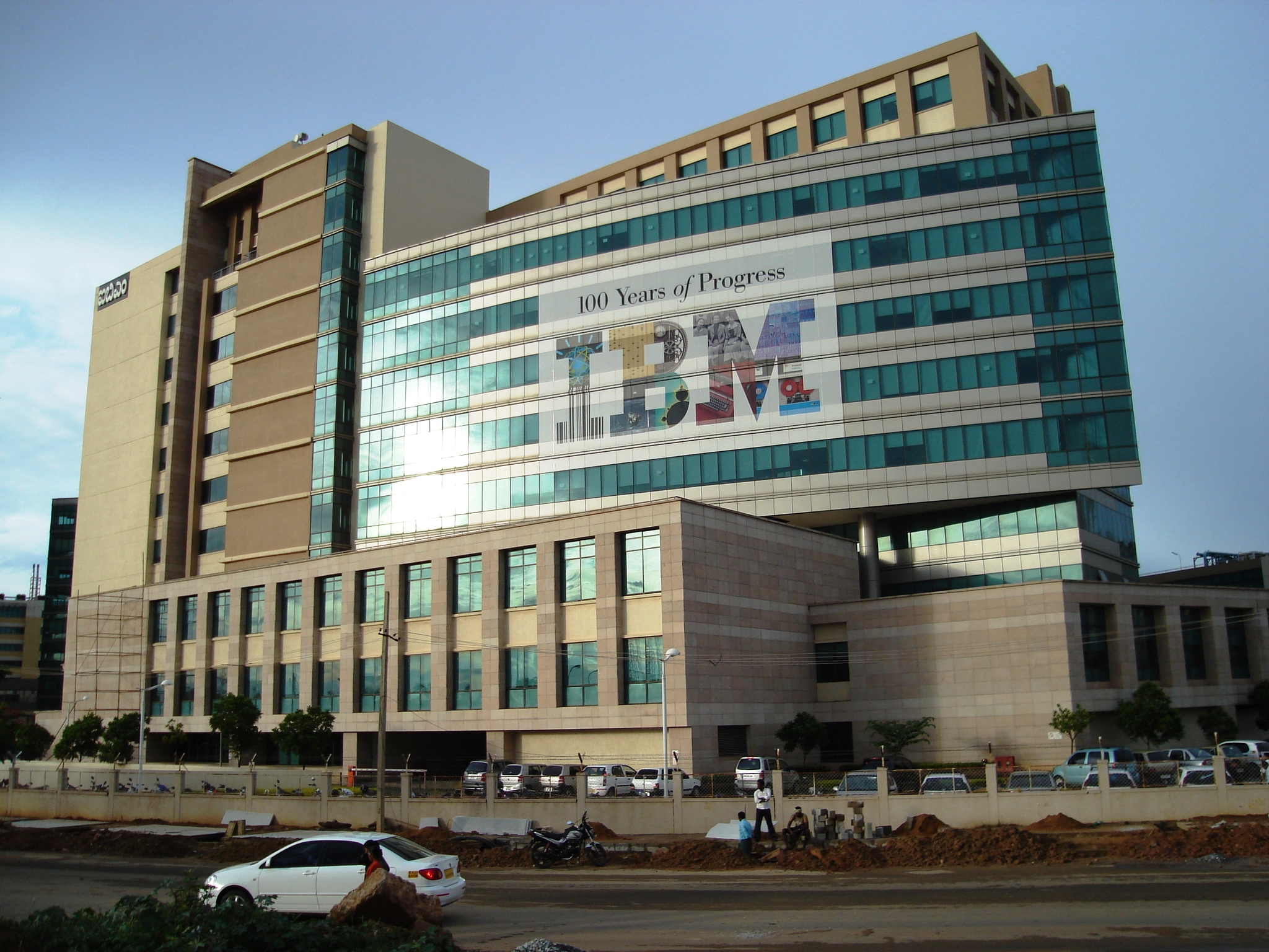 IBM e AT&T trazem serviço de nuvem híbrida aberta para clientes corporativos para a nova Era 5G